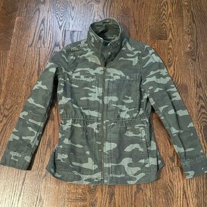 Women's Lightweight Camo Zip-Up Jacket